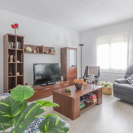 Apartmán 2Br Flat - Aircon - 5 Min Walk To Benidorm Beach Exteriér fotografie