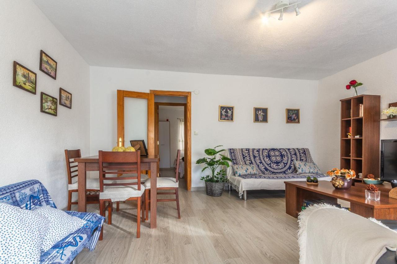 Apartmán 2Br Flat - Aircon - 5 Min Walk To Benidorm Beach Exteriér fotografie