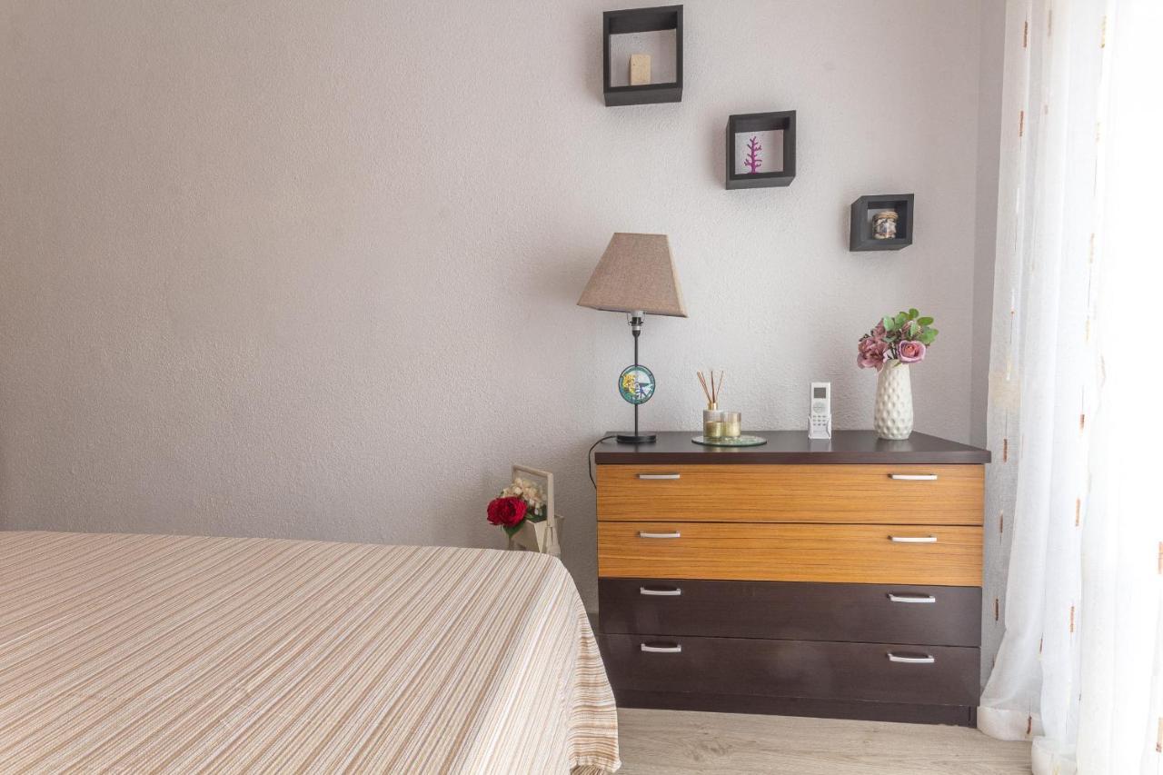 Apartmán 2Br Flat - Aircon - 5 Min Walk To Benidorm Beach Exteriér fotografie