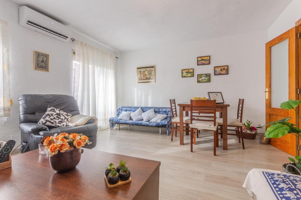 Apartmán 2Br Flat - Aircon - 5 Min Walk To Benidorm Beach Exteriér fotografie